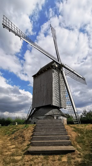  ﻿Le Moulin de nieuwe Bossenare molen.